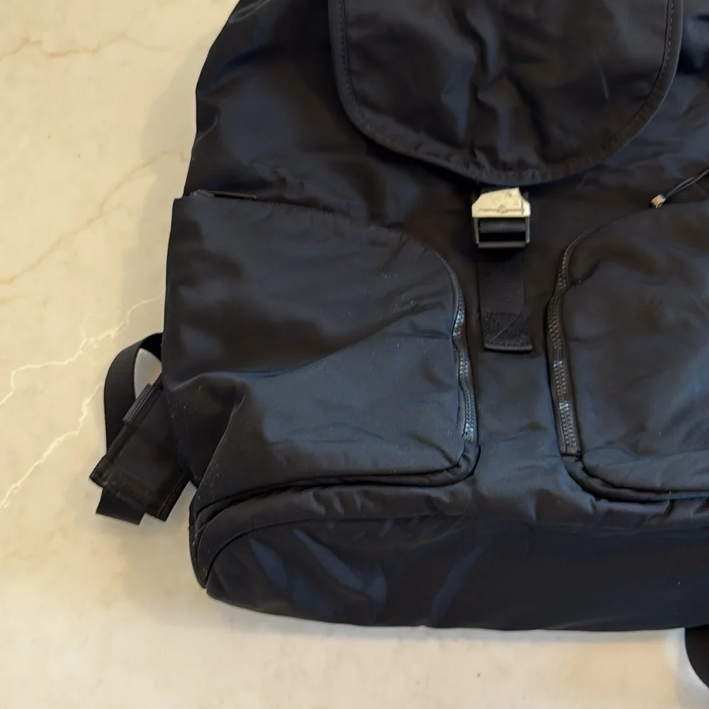 Lululemon backpack - Picture 5 of 12